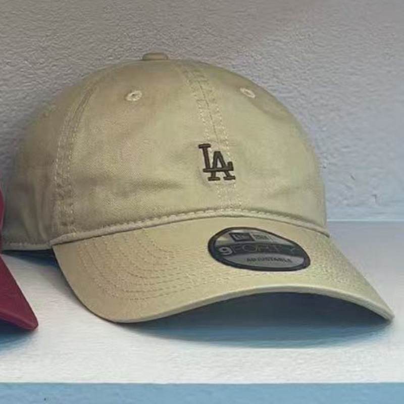 2025 新しい野球帽韓国 MLB 帽子ニューヨークヤンキーズ男性と女性のソフトトップ小さなラベル LA ピークキャップトレンディなブランド|undefined