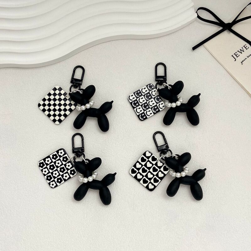 Designed Pearl Black Balloon Dog Keychain Pendant Female Stylish Black and White Checkerboard Bag Mobile Phone Pendant Designed Pearl Black Balloon Dog Keychain Pendant Female Stylish Black and White Checkerboard Bag Mobile Phone Pendant