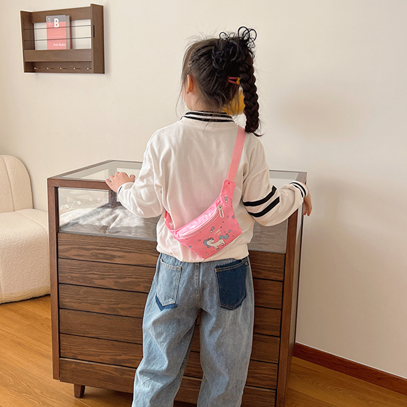 Bolsas de niños al por mayor transfronterizas de dibujos animados dinosaurios unicornios bolsas de pecho para niñas nuevas lindas bolsas de cintura para bebés