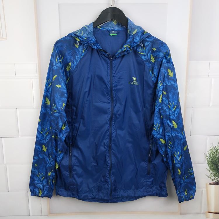 UPF40 Luo * uo breathability is not very good independent storage bag summer men's light hooded sunscreen windbreaker