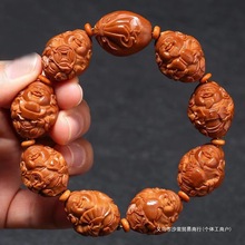汐浆手工财神 八大财神核雕文玩把件 橄榄胡手工雕刻手链元宝财神
