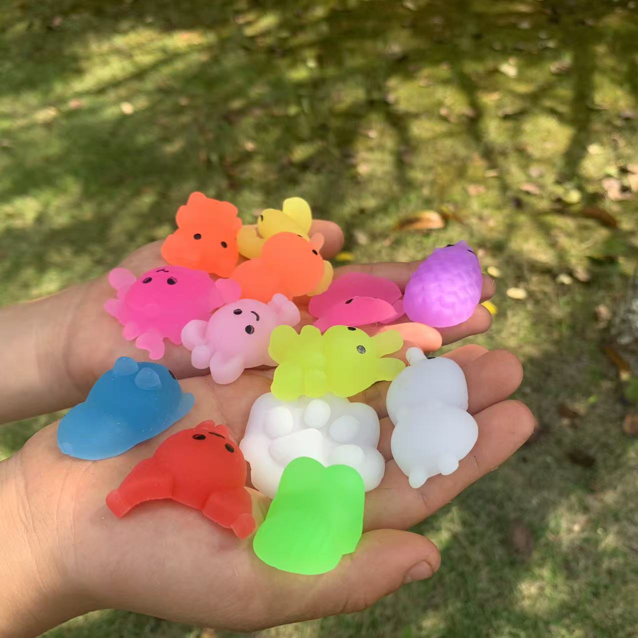 Juguetes de jardín de infantes para compartir pequeños regalos regalos de graduación regalos de clase práctica recompensa estudiantes primarios lotes de premios fa