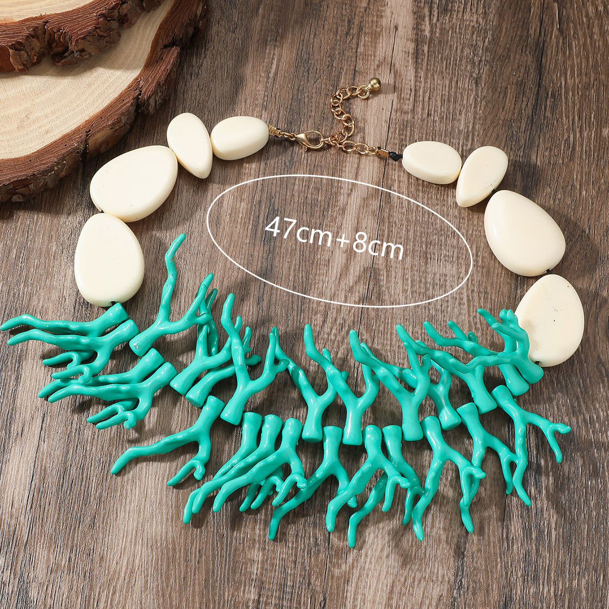 Retro Ethnic Style Bohemian Irregular Geometric Rhombus Resin Irregular Beaded Women's Earrings Necklace Jewelry Set display picture 1