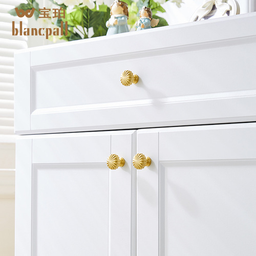 Personalized Creative Pumpkin Yellow Brass Handles Modern Minimalist Gold Luxury Copper Tones Cabinet Doors Shoe Cabinet Drawer Cabinet Pulls