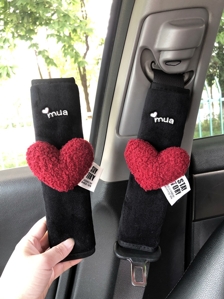 Internet Celebrity Mua Heart-Shaped Safety Belt Shoulder Pads, Ice Silk Plush Car Interior Accessories, Wholesale in Stock, Dropshipping Available