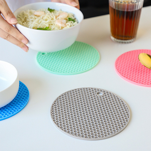 Silicone insulation mat for dining table, hot pot, anti-scalding dish mat, bowl mat, placemat, plate, cup mat, home hanging