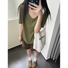 茶绿色U领短袖t恤女2026夏季新款宽松显瘦内搭打底衫百搭卷边上衣