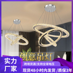 クリスタルシャンデリアラウンドリングライト高級 LED リビングルームデュプレックスヴィラ階段ライトモダンなミニマリストの寝室のダイニングルームのシャンデリア