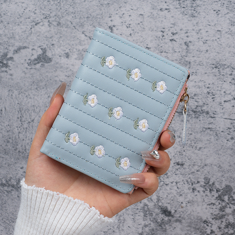 Nueva moda coreana linda billetera de mujer bordada al por mayor simple estilo corto dos veces cambio bolsa de tarjeta wallet
