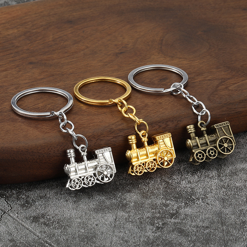 European and American Cross-Border Best-Selling Locomotive Creative Personalized Keychain Steam Mechanical Retro Vintage Train Commemorative Pendant