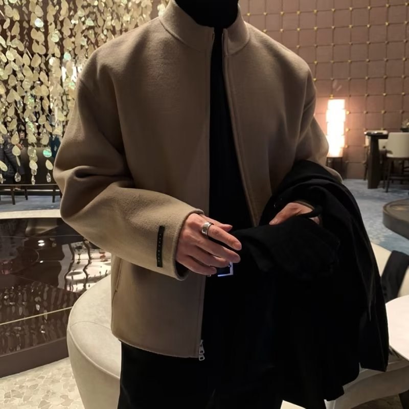 New woolen coat men's spring and autumn standing collar pilot jacket trend loose solid color cool top_voghion.com