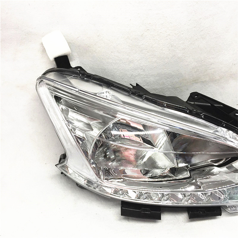 Applicable to 12-14 Xuanyi headlamp semi-Assembly New Xuanyi headlamp high configuration with LED low configuration