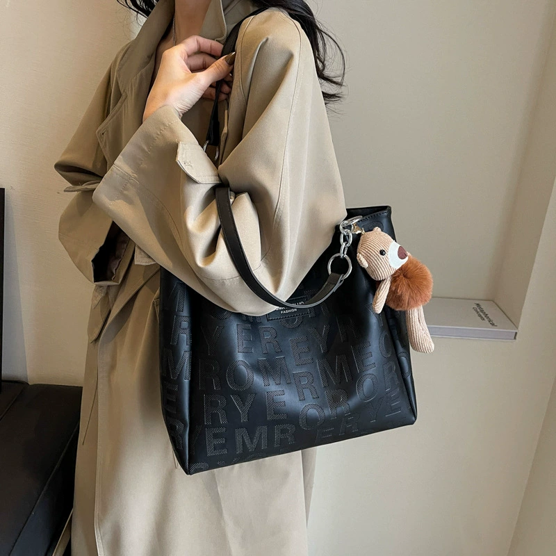 Winter capacious shoulder bag, small one-shoulder bag, 2023 collection