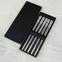 禮盒包裝5雙家庭裝筷子防 燙防 滑家用方筷304不銹鋼筷子套裝批發