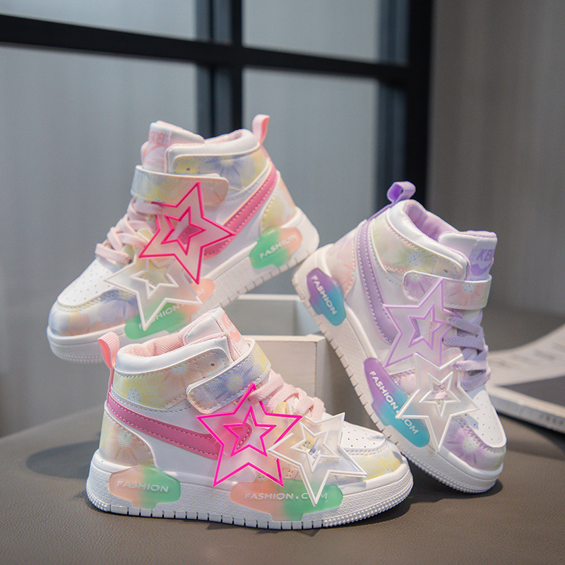 Zapatos de skate de alto nivel para niños 2025 primavera y otoño nuevos zapatos de skate de chicas estrellas zapatos casuales antideslizantes para niños mayores