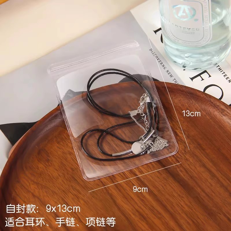 9 * 13 cm; 26 seda