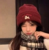 Blushing (single hat)