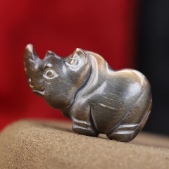 骨董雑項彫刻牛角ハンドル部品ストラップ高擬似マントサイ卸売り牛角彫刻サイペンダント