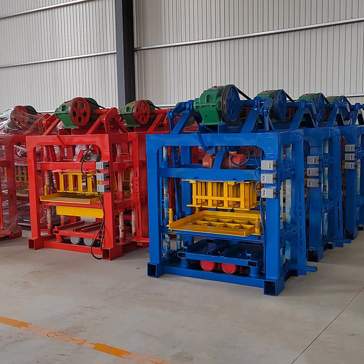 供应免烧砖机托板以及制定各种机型免烧砖机制砖机 空心砖机