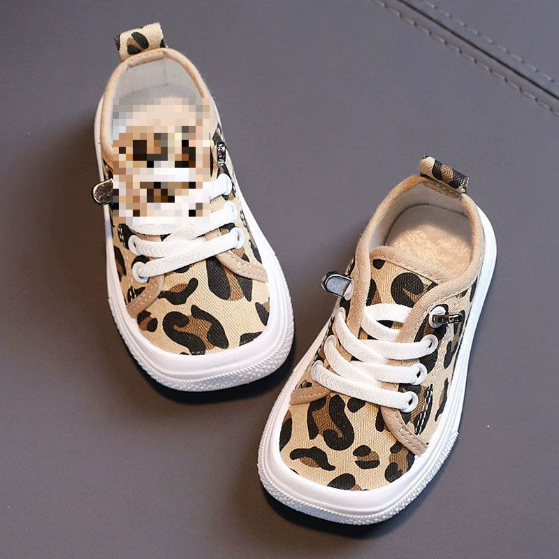 ["2024 New Children's Mango Head Cute Solid Color Canvas Shoes Girls Trendy Korean Style Boys Summer Niche Shoes"]