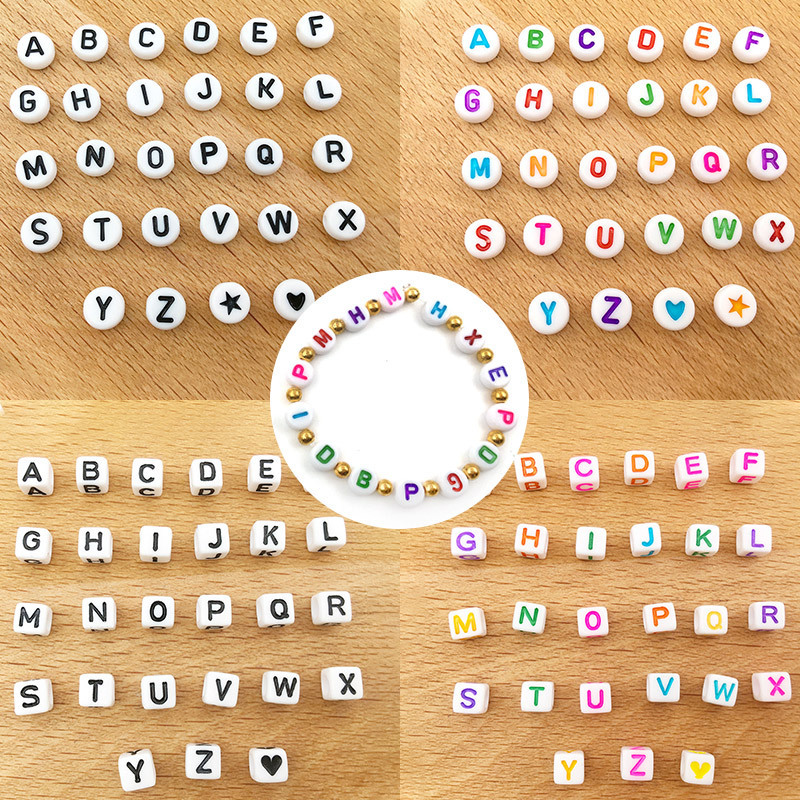 Cuentas sueltas de acrílico fondo blanco color palabra negro inglés ronda cuentas cuadradas niños DIY lote de cuentas hechas a mano