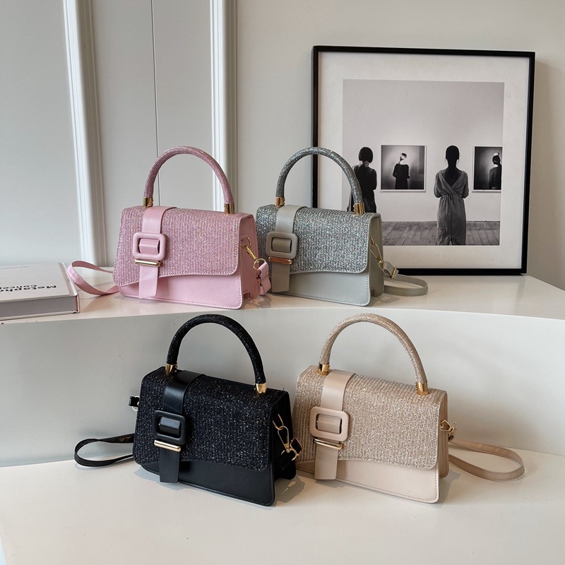 Bolsa 2023 nuevo bolso de las mujeres hebilla de cinturón de moda diseño de nicho bolso de hombro de la manera simple bolsa de mensajero de las mujeres