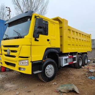 �V�ݳ��ڷ����Q�׶��ֺ�����ж��܇ HOWO6*4��ж��܇ ����371�R��