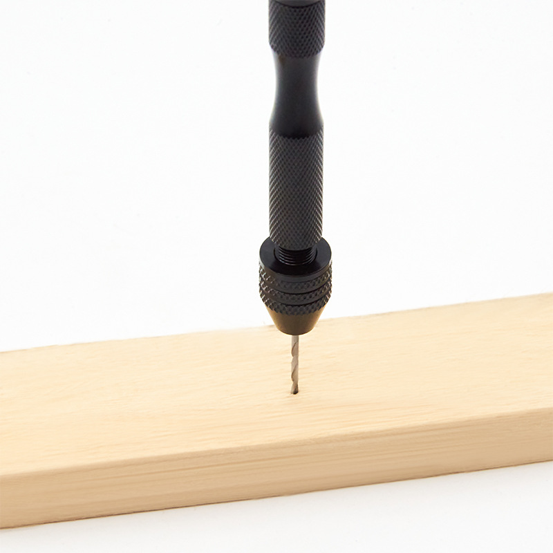Giro de mano taladro mini mano giro taladro escariando puncher pequeño Wenwan procesamiento manual taladro de madera herramienta de perforación DIY