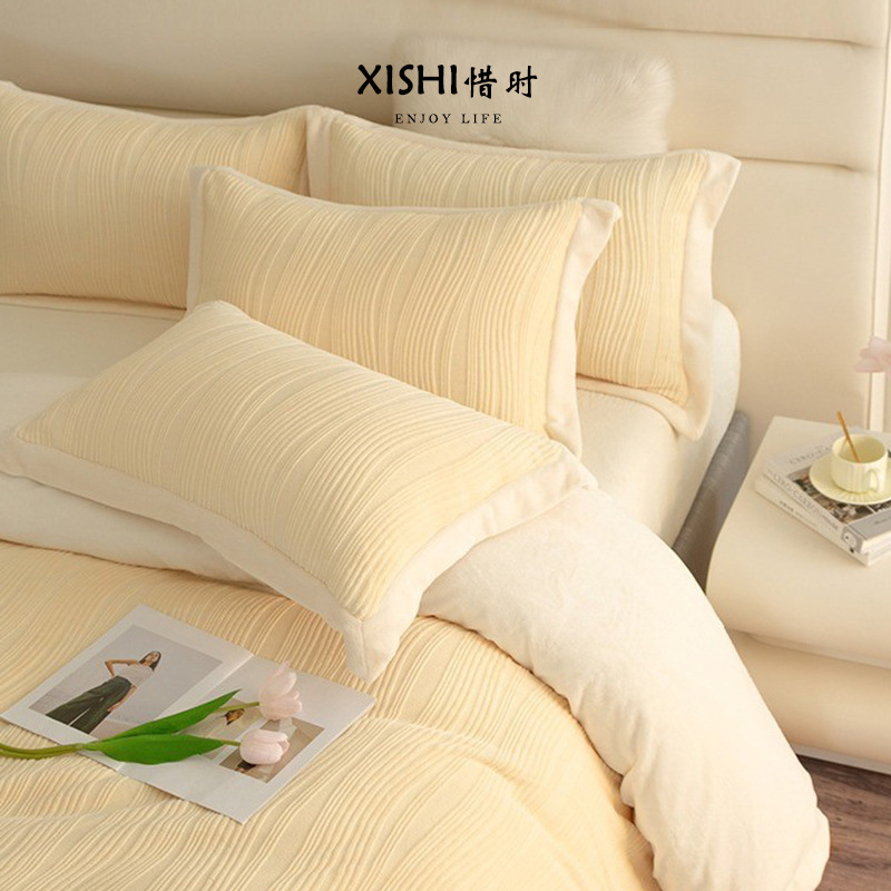 Class a Carved Velvet Milk Velvet Four-Piece Winter Thickeneded Flannel Bed Sheetss, Quilt Covers, Pillowcases, Double Home Bedding 4