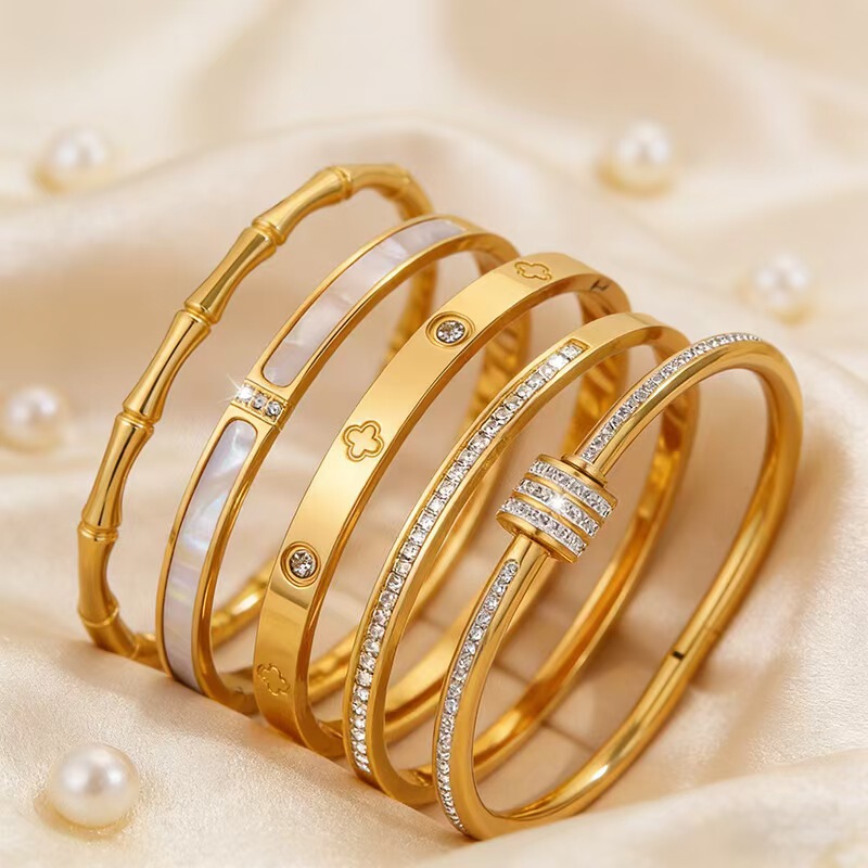 European and American Style Stainless Steel Light Luxury Bracelet for Women, Vacuum Electroplated, Niche Design, Plain Texture, Diamond-Encrusted Titanium Steel Bracelet European and American Style Stainless Steel Light Luxury Bracelet for Women, Vacuum Electroplated, Niche Design, Plain Texture, Diamond-Encrusted Titanium Steel Bracelet