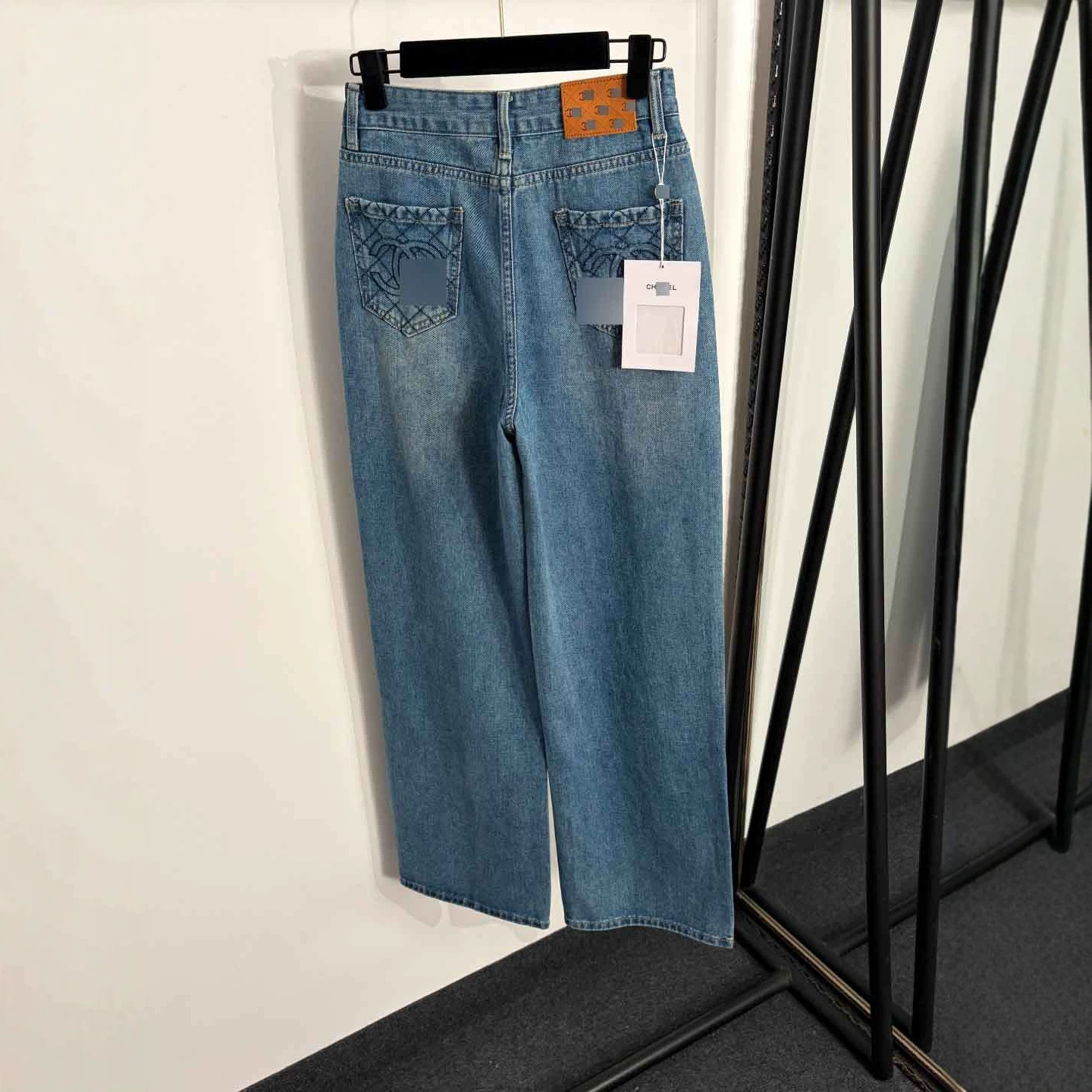 High-End Foreign Trade Women's New Style Mesh Logo Embroidery Back Pocket High-Waisted Straight-Leg Denim Pants