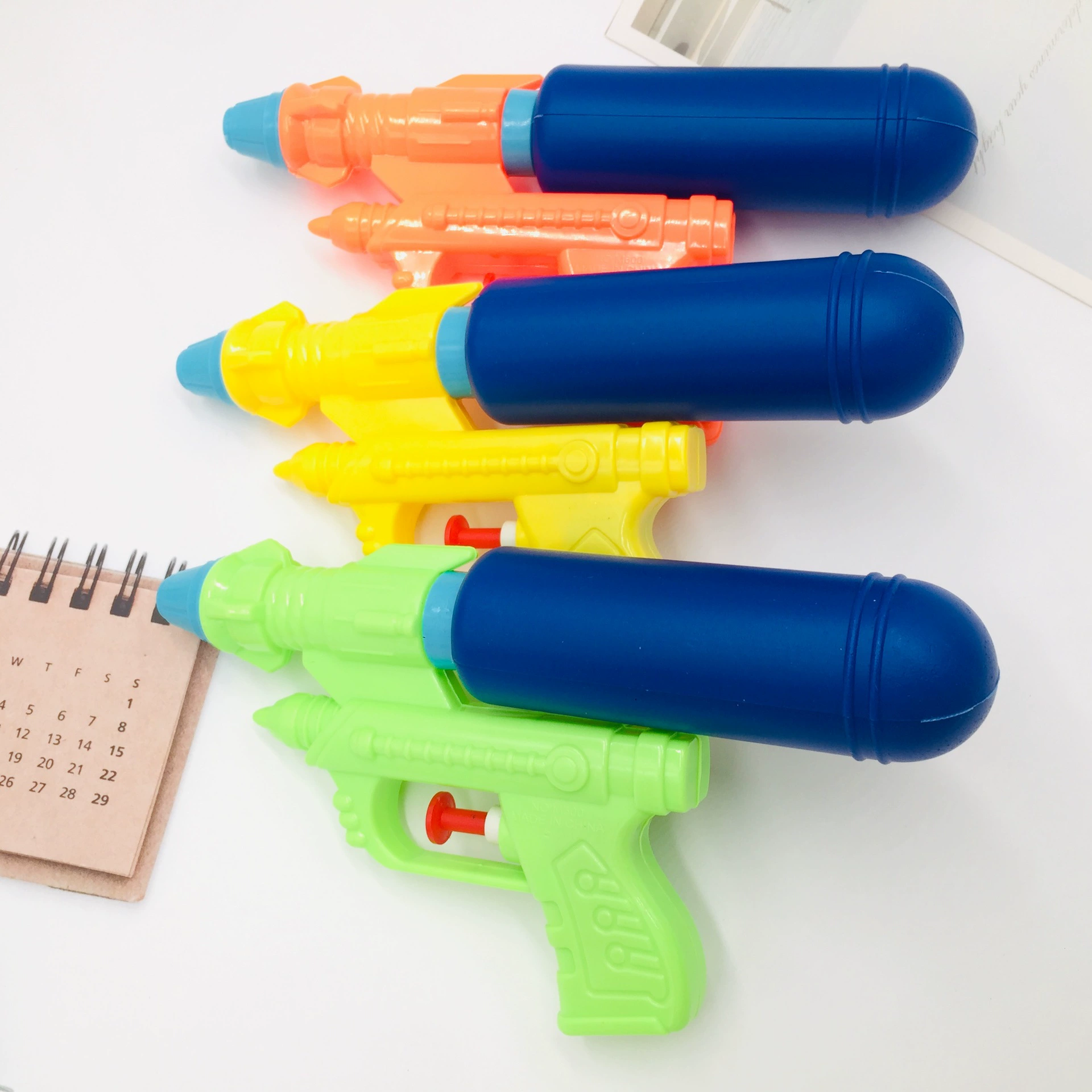 Детские водяные пистолеты, новые летние пляжные игрушки для малышей, оптом, летние пластиковые товары для уличных ларьков, горячий стиль