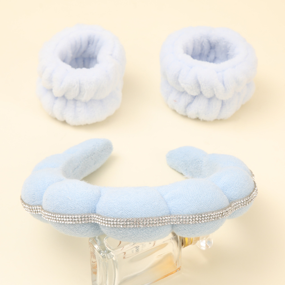 La nueva diadema de diamantes con incrustaciones de Amazon, la parte superior del cráneo alto, el traje de pulsera de giro de alta calidad, la diadema, el tocado anudado femenino, la joyería