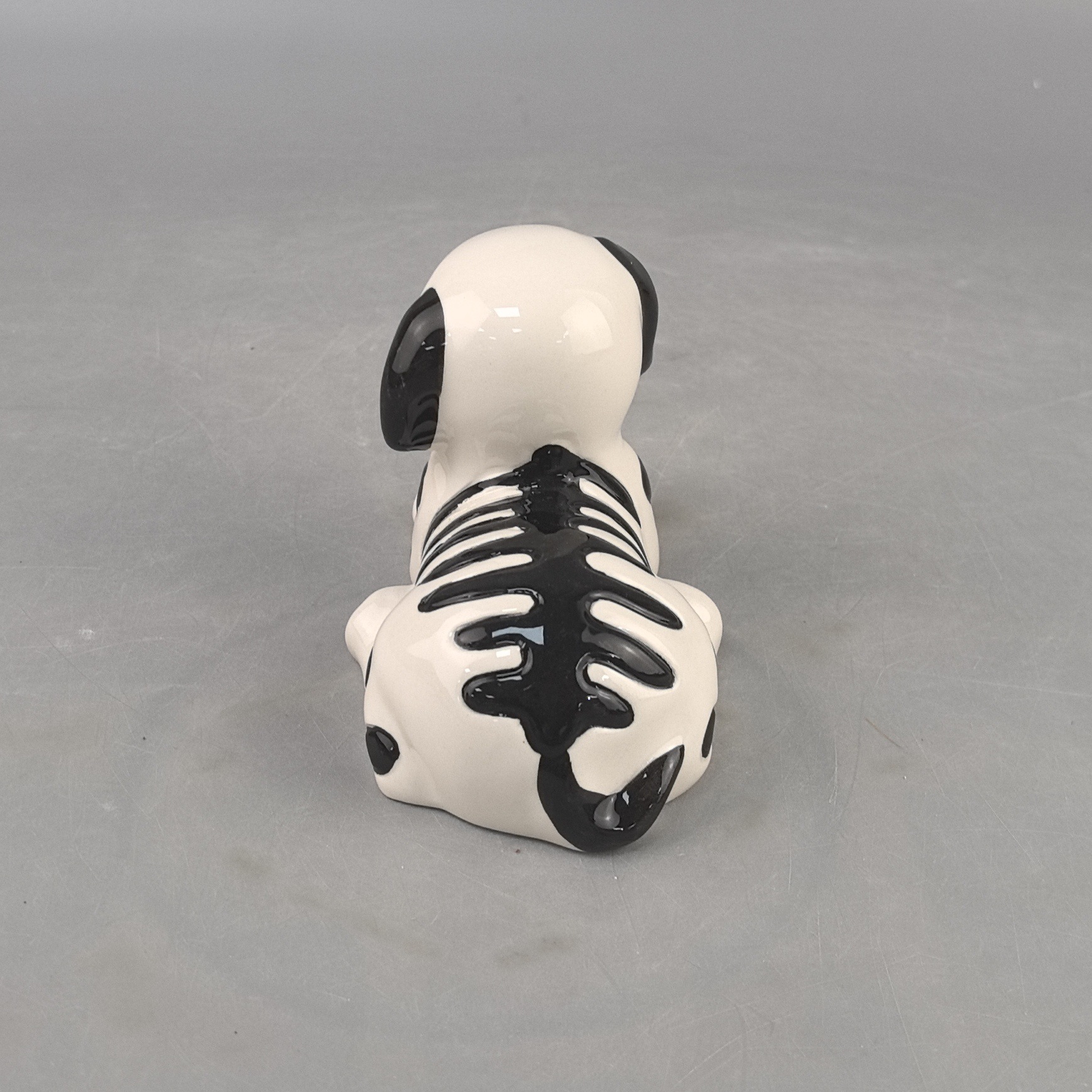 Nuevo Halloween fantasma gato cachorro pequeño adorno de cerámica mini resurrección festival fantasma decoración del hogar