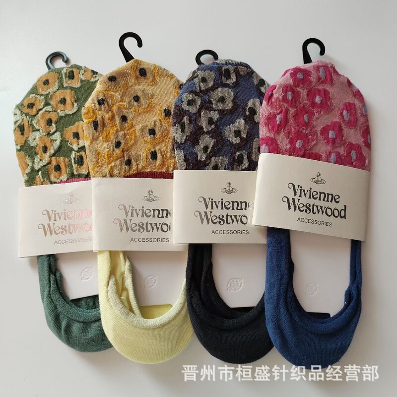 Spring and Summer Japanese vivien Western Empress Dowager Vivian Saturn Embroidered Shallow Mouth Women's Socks Invisible Socks Non-slip Silicone Socks