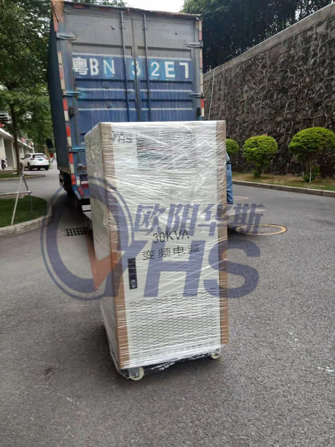 ŷ����˹30KVA��Ƶ��Դ�����������ڿͻ��ֳ�������110V 60HZ��Ʒ