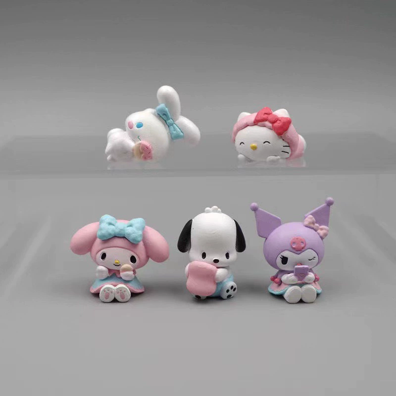 Hello Kitty, small cream doll, limited edition