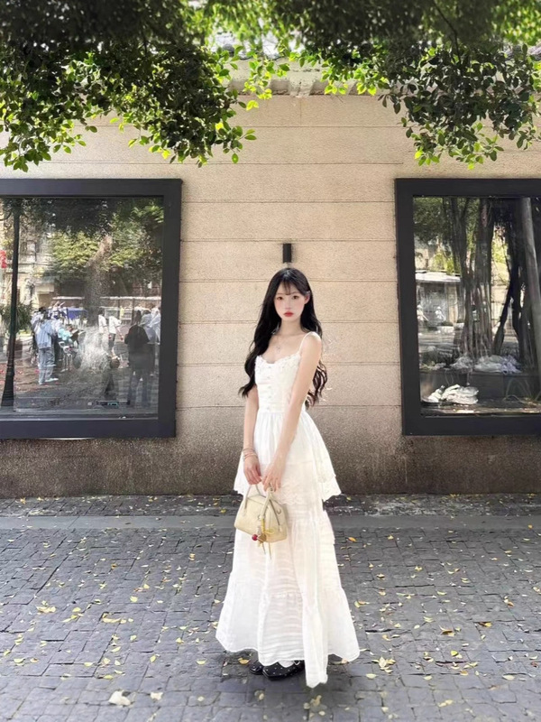 西西里漫花甜美套装白色设计吊带裙新款吊带半身裙连衣裙两件套|undefined