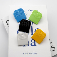 カラーmサイズ半円クリップバスルーム强力クリップpsオフィスファイル写真装饰プラスチッククリップ
