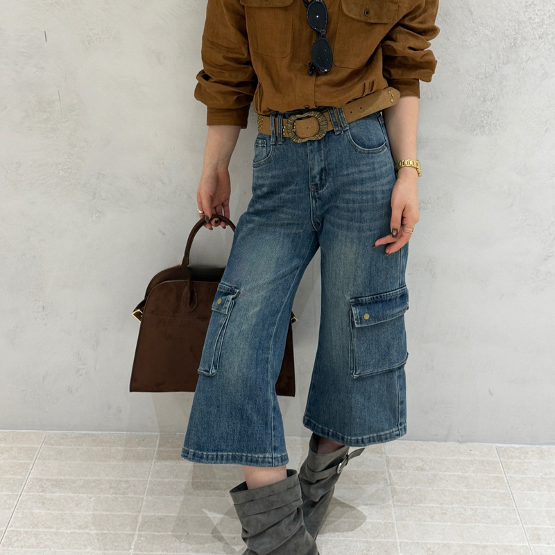 2026 Autumn New Korean Style Versatile High-Waisted Slimming Capri Pants with Pocket Design Casual Jeans 2026 Autumn New Korean Style Versatile High-Waisted Slimming Capri Pants with Pocket Design Casual Jeans
