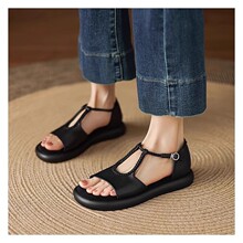 英伦风露趾鱼嘴平底凉鞋女外穿2025夏季新款复古镂空编织罗马凉鞋