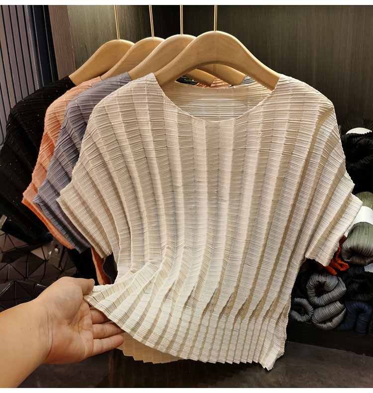 Áo thun nữ cổ tròn tay ngắn dáng rộng xếp ly sọc dọc — Màu đen, Màu xanh vàng, Màu xanh lam, Màu hồng chi tiết 5