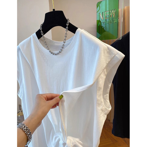 Sleek, niche-design sleeveless T-shirt for women—loose fit, casual style, effortlessly versatile, with an elegant, offbeat twisted fly-pleat design on the sleeves.