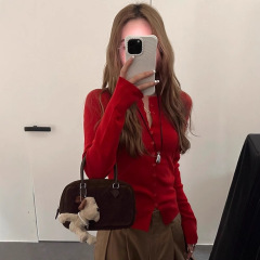 复古高级感多扣设计圆领针织开衫女秋冬新款修身显瘦内搭长袖上衣