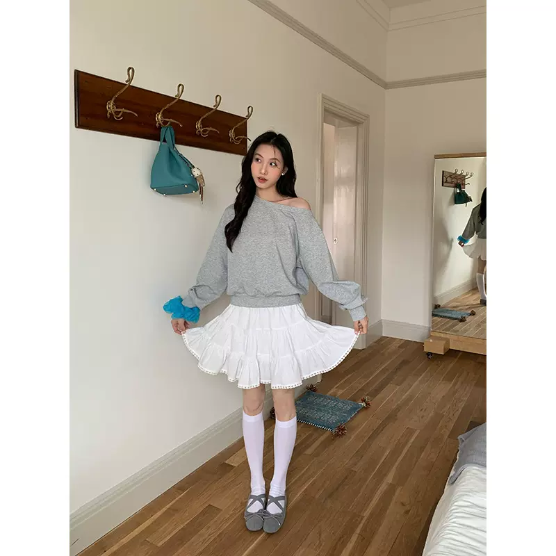 十三行清仓不退换减龄斜肩卫衣上衣+Miu 系少女感半身裙套装13610