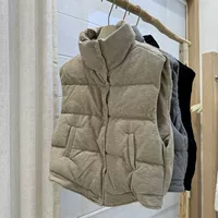 Теплый корейский пуховик-жилет с воротником-стойкой, утягивающий, женственный, белый, на осень и зиму.