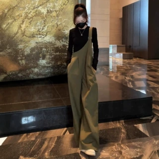 单件/时尚工装背带裤女秋季新款宽松显瘦长袖T恤阔腿连体裤两件套