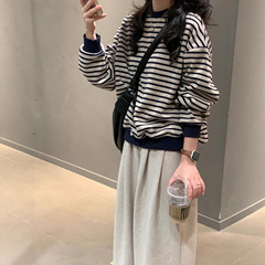 大码圆领卫衣女复古条纹长袖秋装2025新款宽松设计感休闲针织上衣