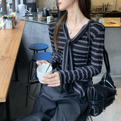灰色假两件披肩长袖t恤女秋独特漂亮打底衫女内搭设计感