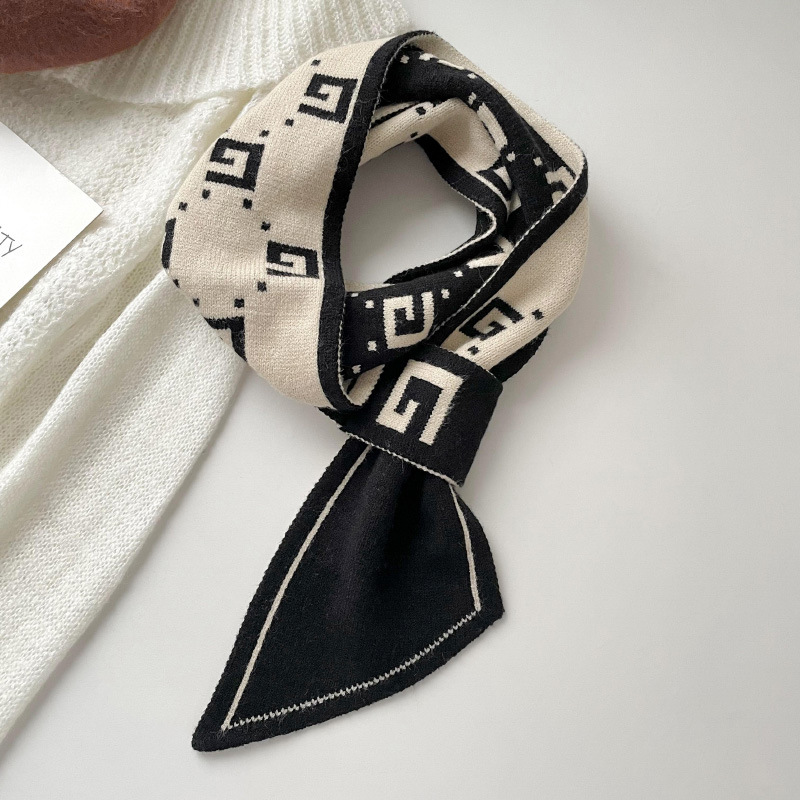 Nuevo tipo de bufandas cruzadas coreanas de otoño y invierno de ajedrez de punto de cuadros perezosos perforación bufandas de cuello